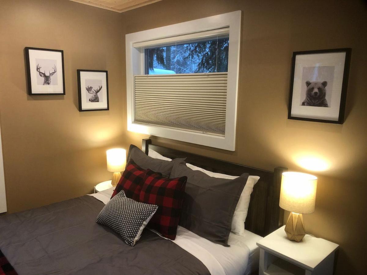 Revelstoke Rv & Cabin Resort エクステリア 写真